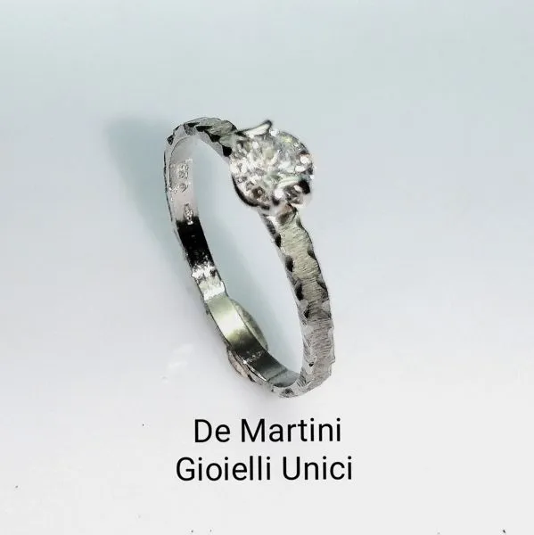 ANELLO SOLITARIO BRILLANTE DEMANTITE